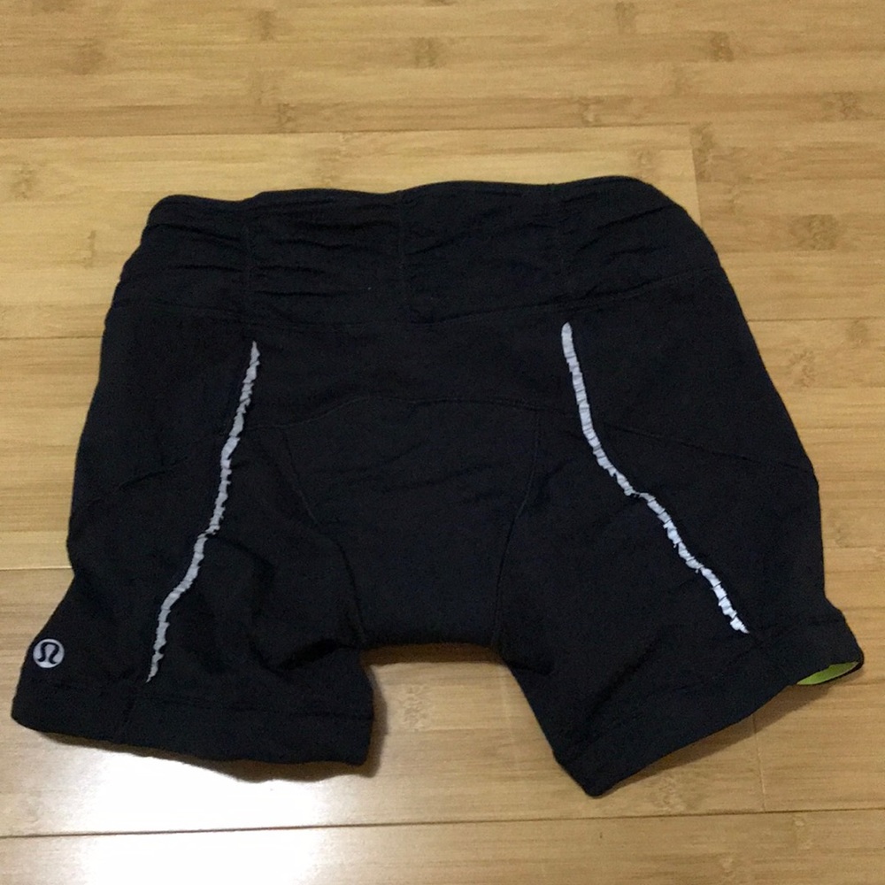Super cute Lululemon bike shorts